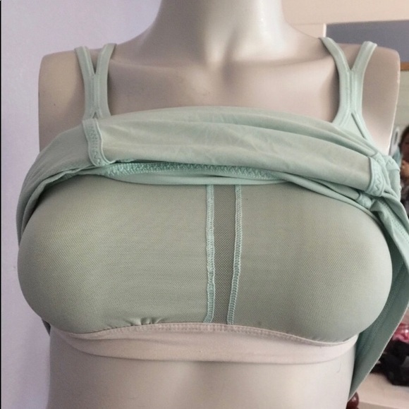 Light Green Lululemon Tank Top. In great condition - Picture 5 of 6